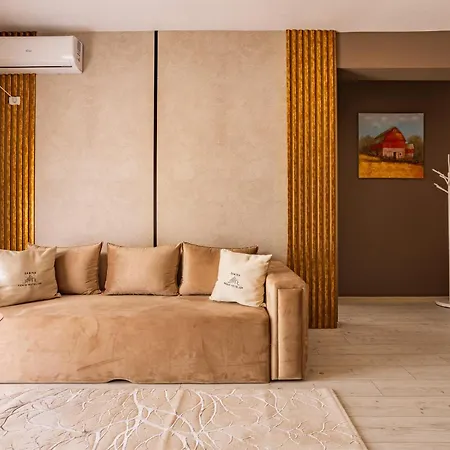 Unique Sapphire 33 * Bucharest